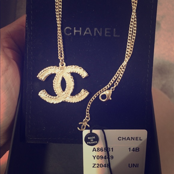 CHANEL Accessories - Authentic chanel CC  necklace.